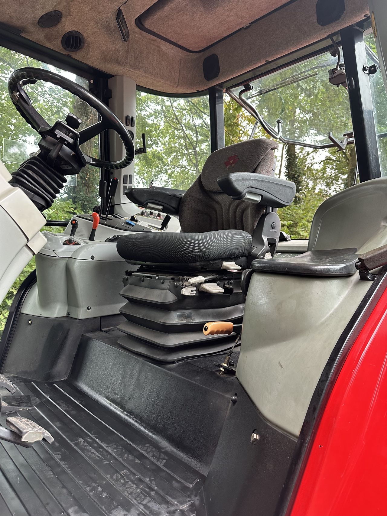 Massey Ferguson 5460 Dyna 4