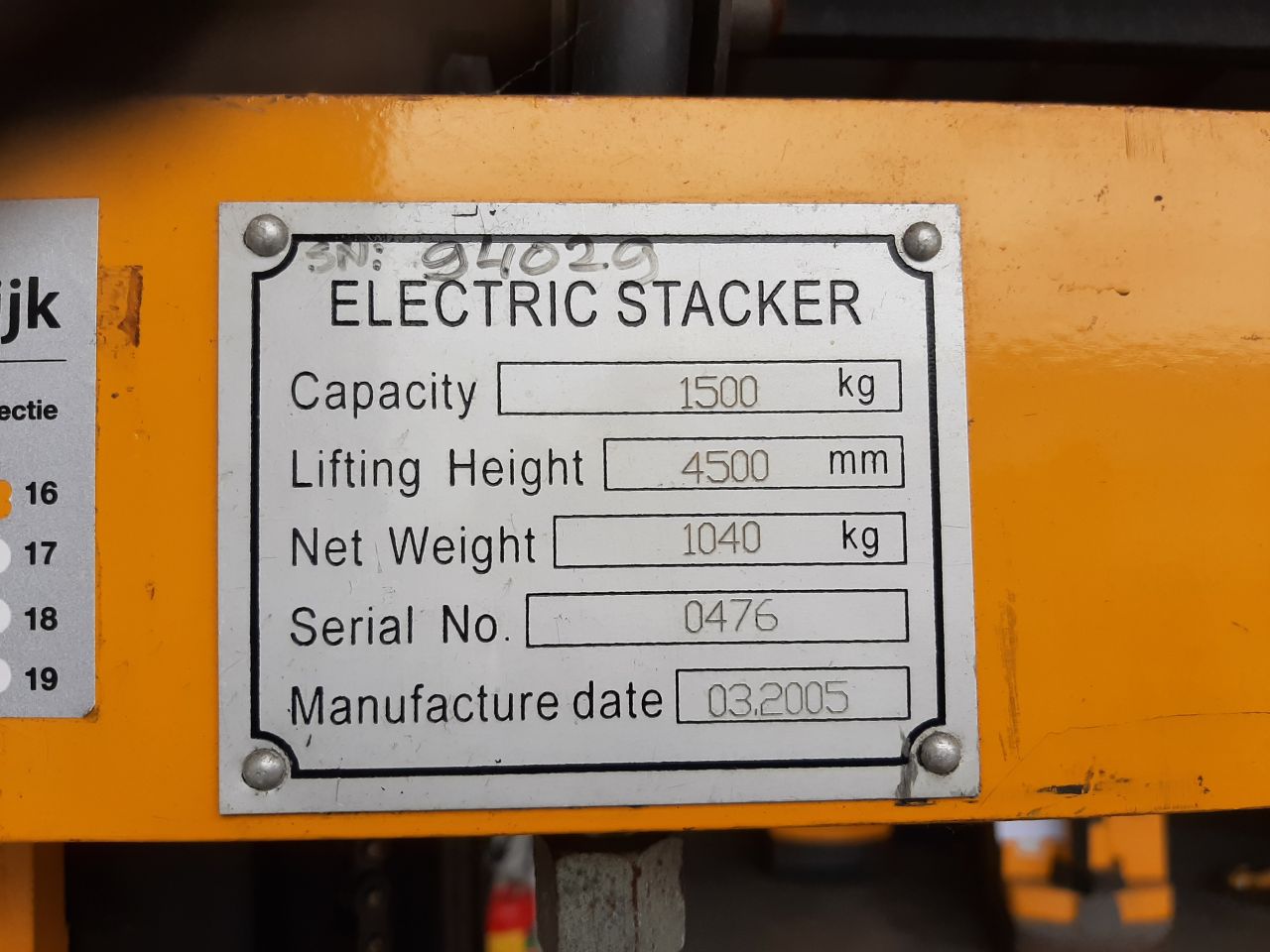 Elektrische stapelaar 1500 kg 4500 mm triplex freelift bj 2005