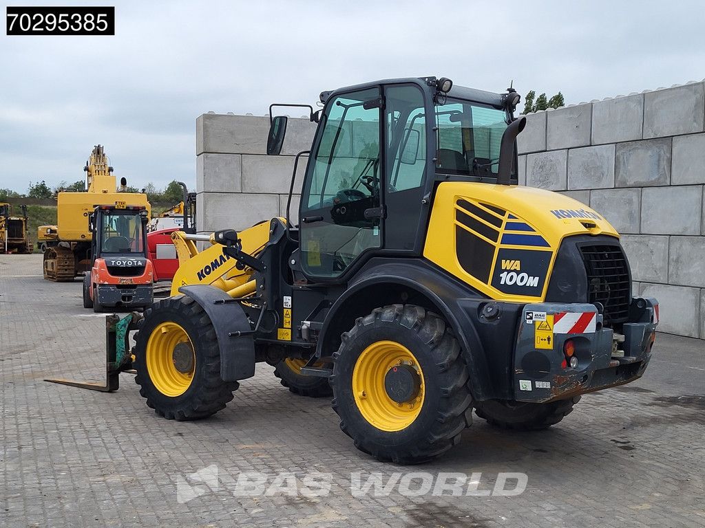 Komatsu WA100 M-7 BUCKET + FORKS