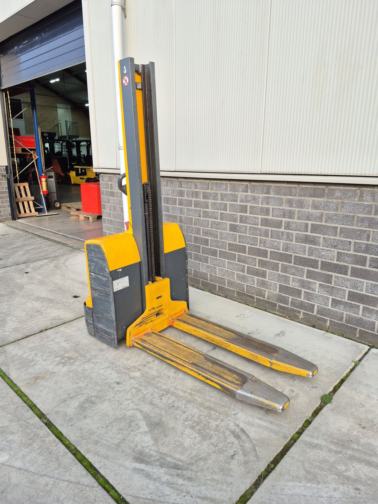Jungheinrich EMC 10 stapelaar bj 2010 accu 2020 1.640 mm