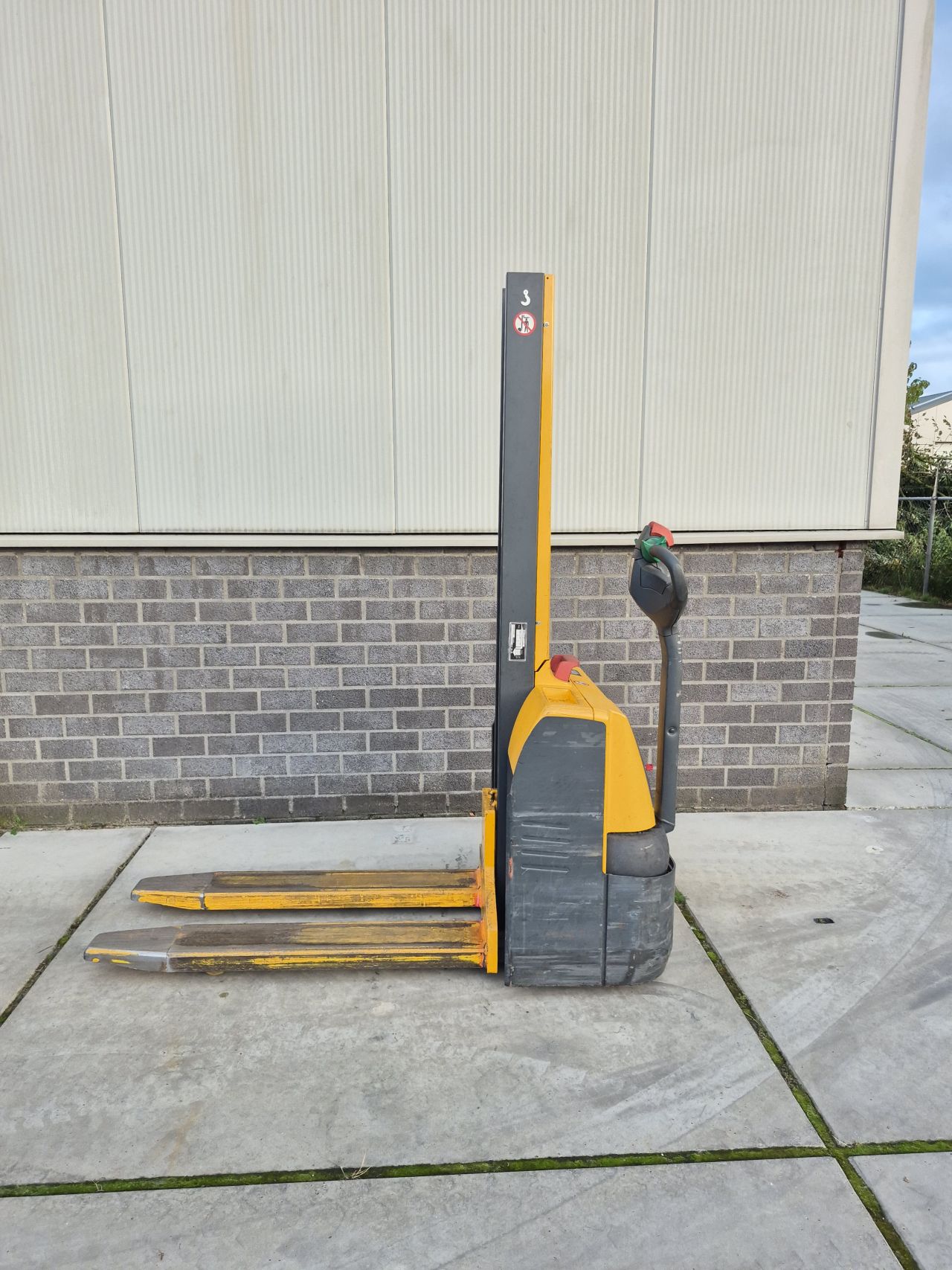 Jungheinrich EMC 10 stapelaar bj 2010 accu 2020 1.640 mm
