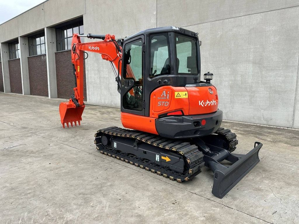 Crawler excavator Kubota KX165-5 2015