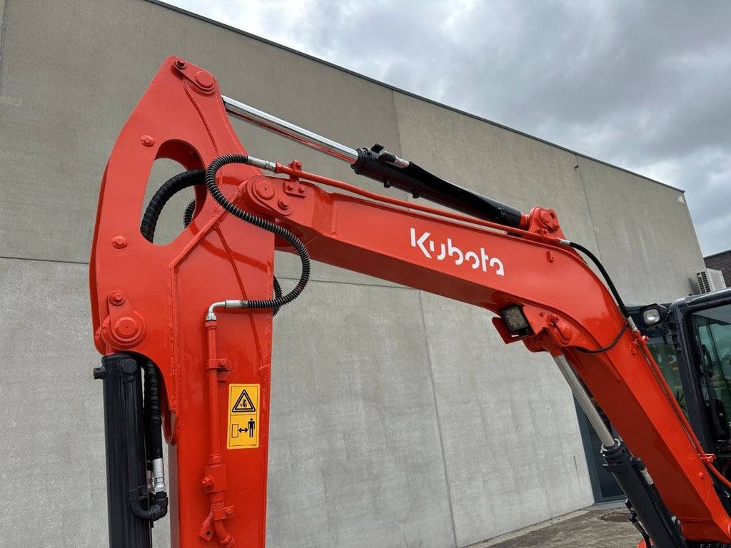 Crawler excavator Kubota KX165-5 2015