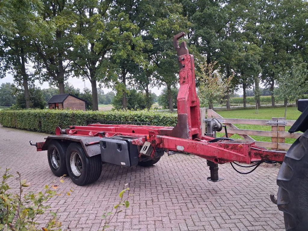 VGM Bigab 10 ton haakarm met container