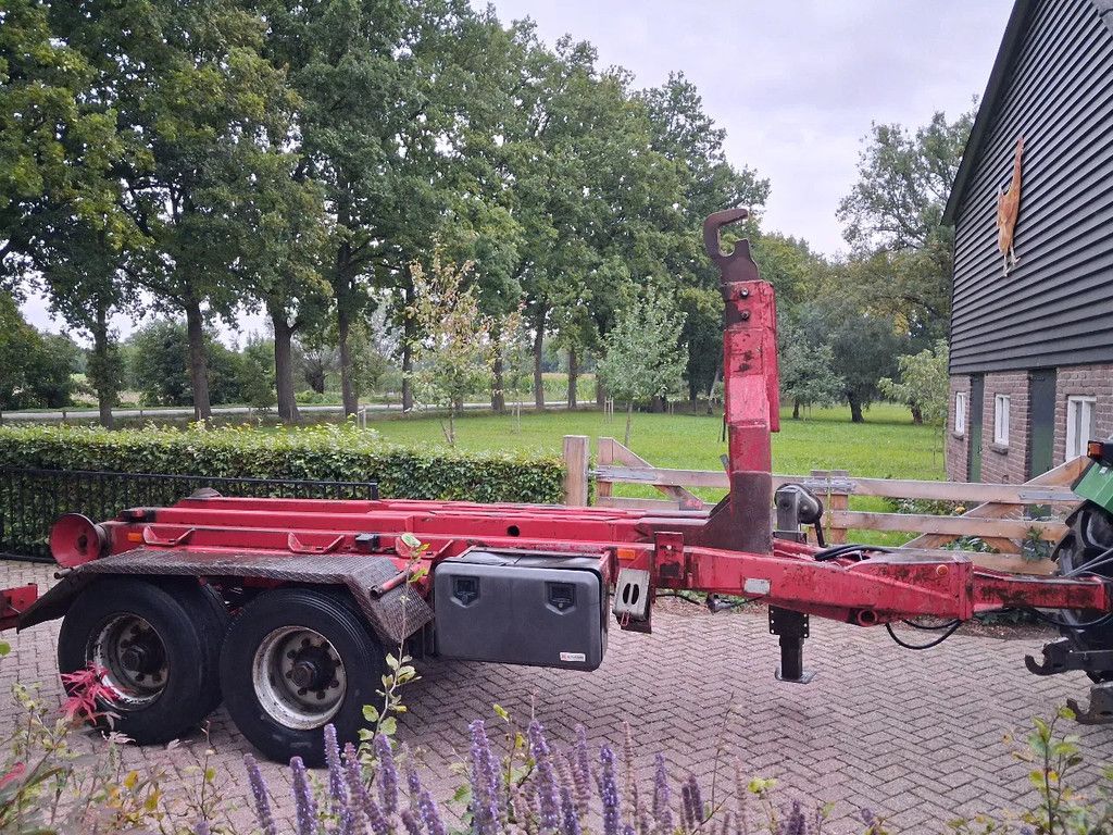 VGM Bigab 10 ton haakarm met container