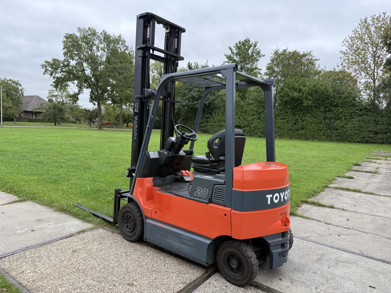 Toyota 2000KG elektrische heftruck Sideshift 5m hefhoogte