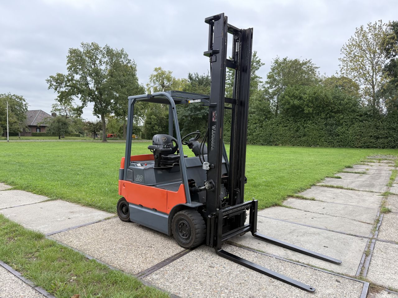 Toyota 2000KG elektrische heftruck Sideshift 5m hefhoogte