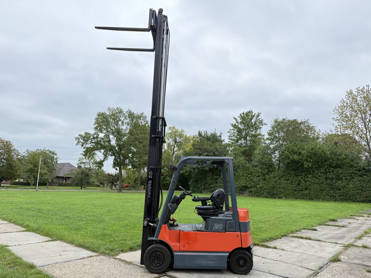 Toyota 2000KG elektrische heftruck Sideshift 5m hefhoogte