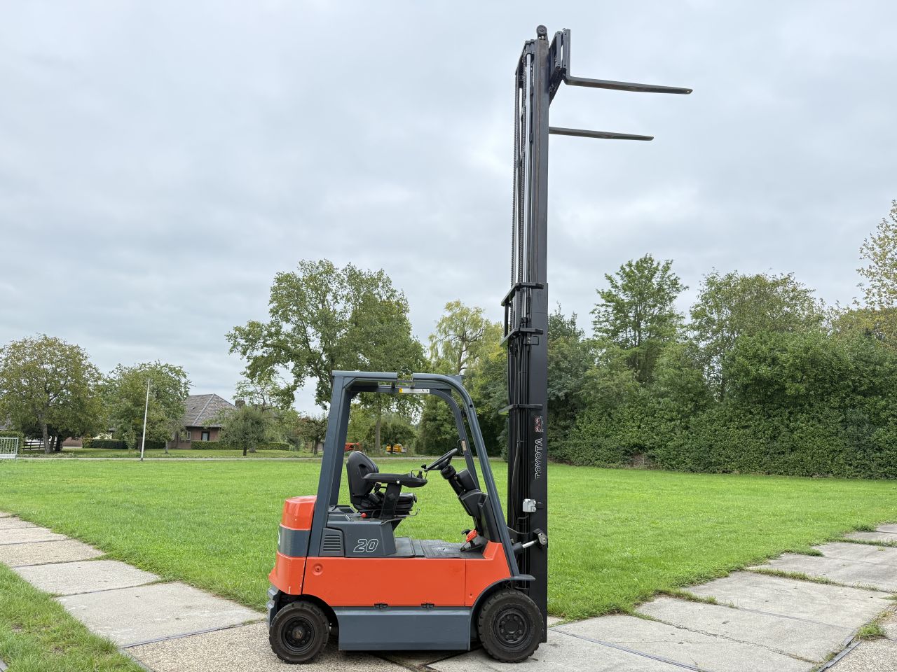 Toyota 2000KG elektrische heftruck Sideshift 5m hefhoogte