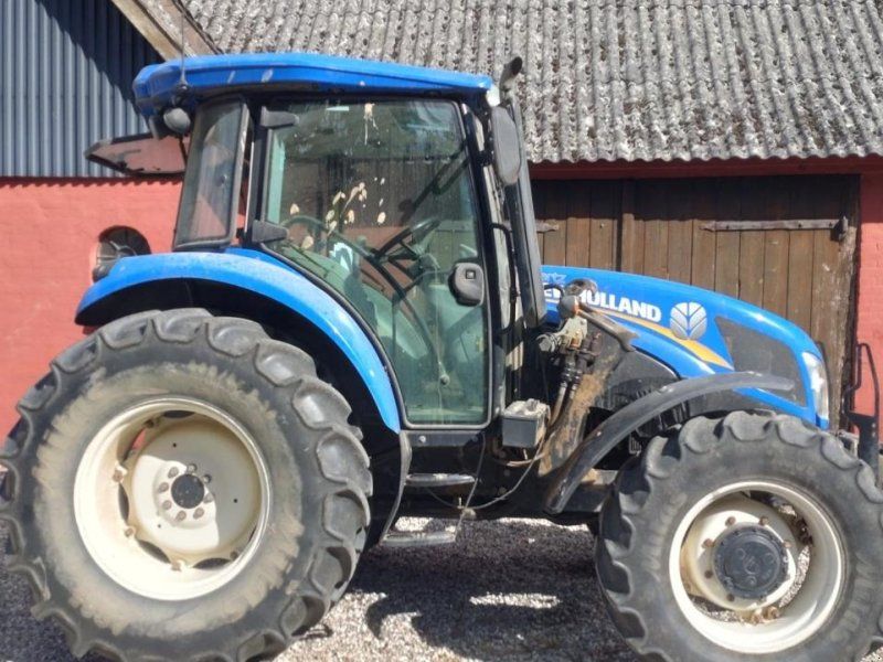 New Holland T 5.85