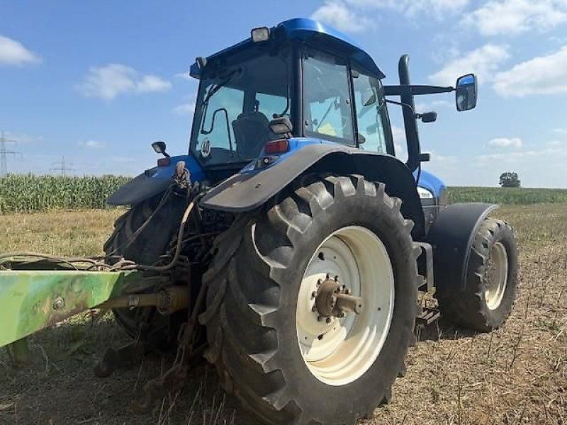 New Holland TM190