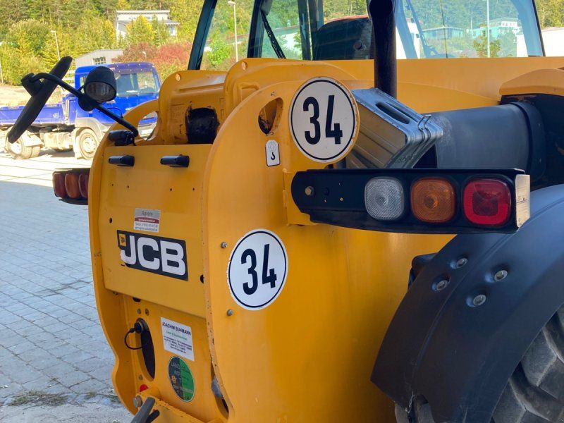 JCB 541-70 Agri Plus