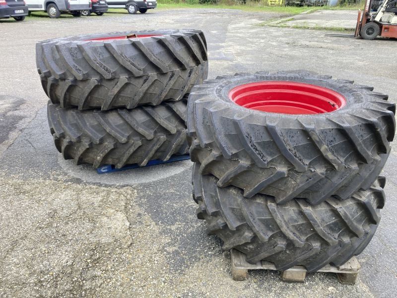 Trelleborg 480/65 R28 + 600/65 R38