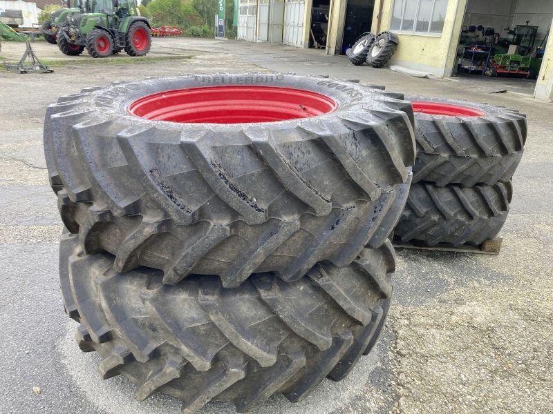 Trelleborg 480/65 R28 + 600/65 R38