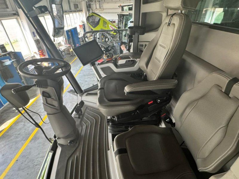 Claas LION 8900  TT. Kun 380 timer. Brede bælter. 7 x CEMOS. Sat Nav