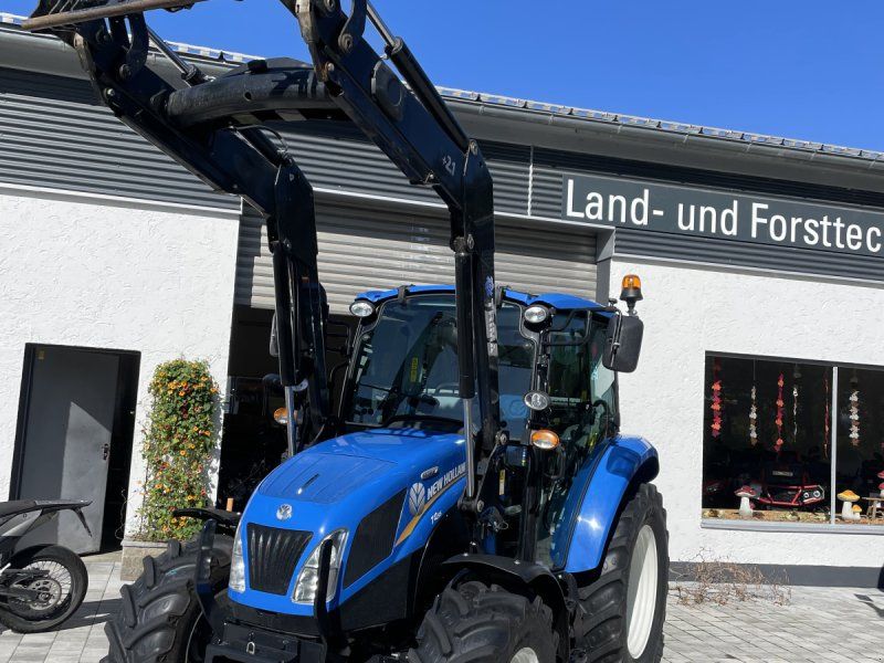 New Holland T4.55 mit Frontlader