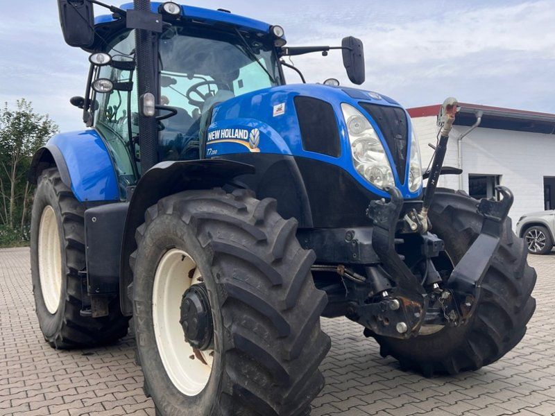 New Holland T7.200 PC **5035 Bst.**