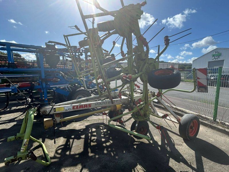 Claas FANEUSE VOLTO 870T