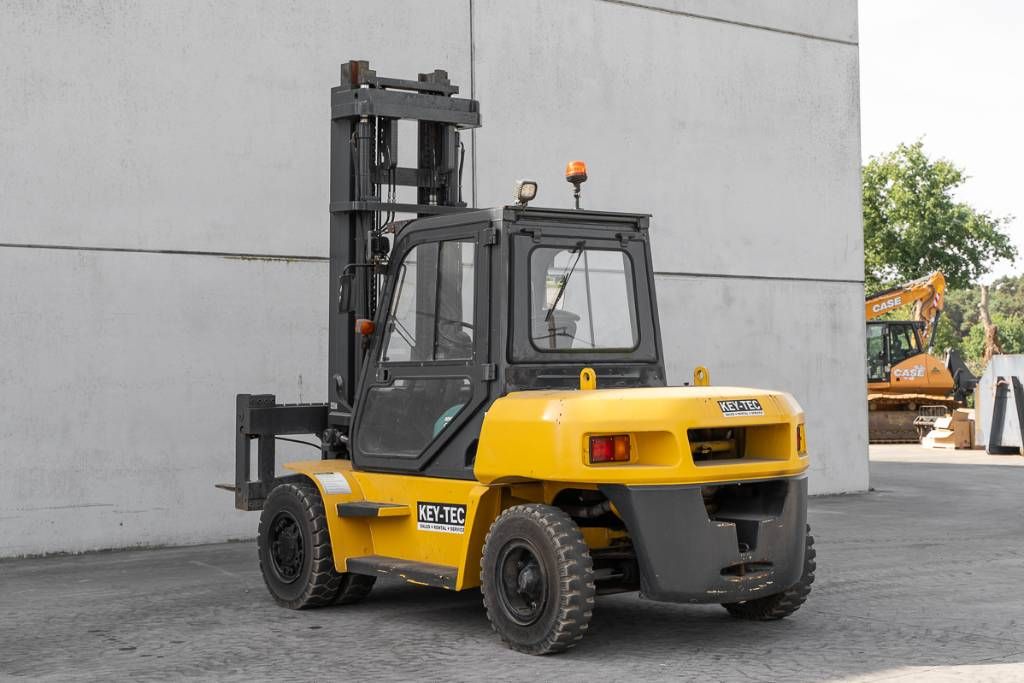 Komatsu FD 80-10