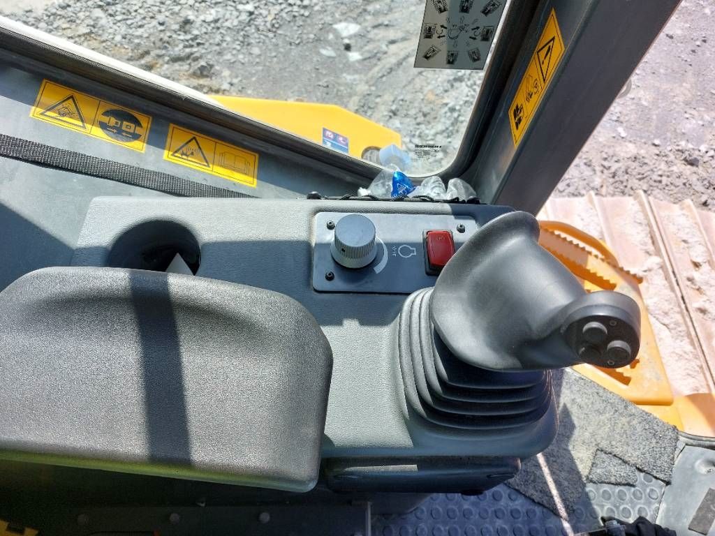 Liebherr PR 726 LGP + MS Ripper (option Trimble EW 3D GPS)