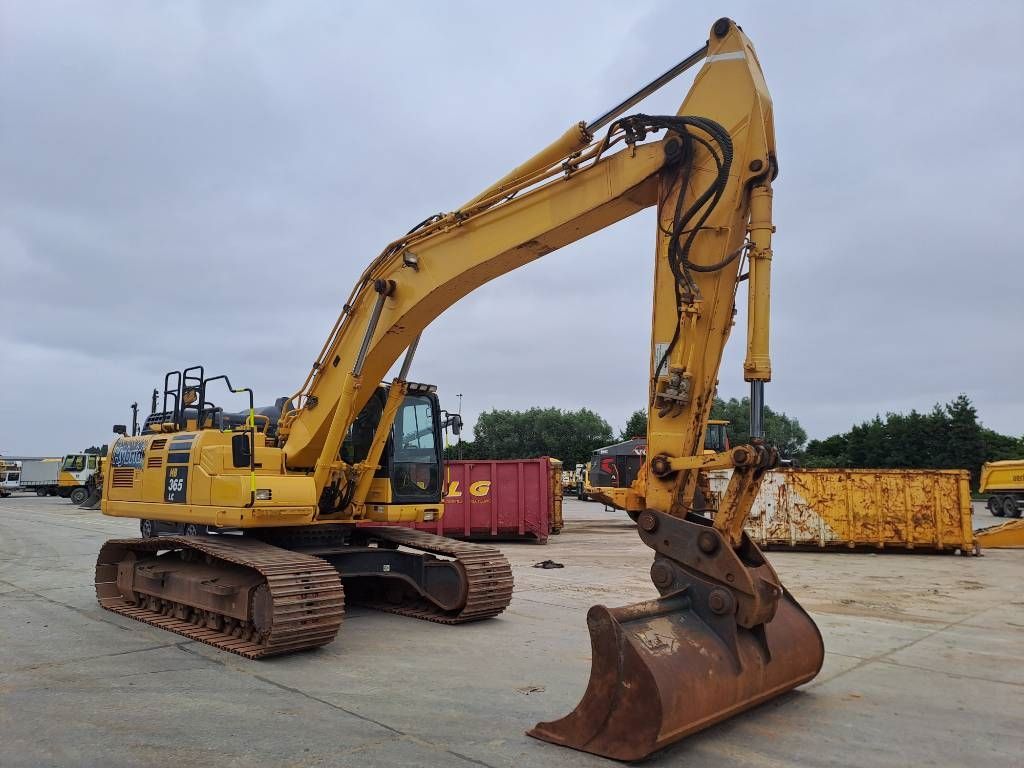 Komatsu HB365LC-3 Hybrid