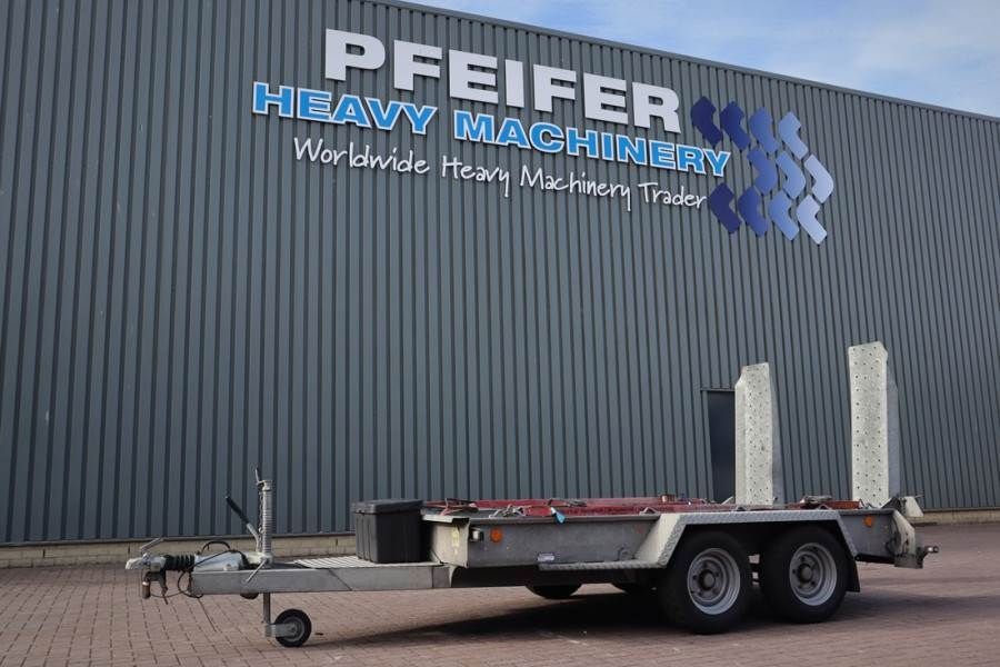 Ifor Williams WILLIAM 2HB 2 Axel Trailer, 2.856 kg Capacity, Inc