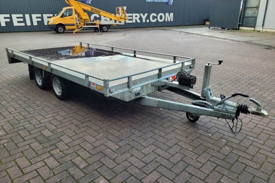 Saris C2700 2 Axel Trailer, Maximum payload: 2045 kg, In