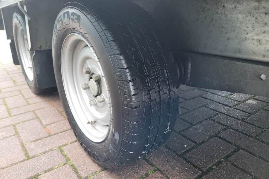 Saris C2700 2 Axel Trailer, Maximum payload: 2045 kg, In