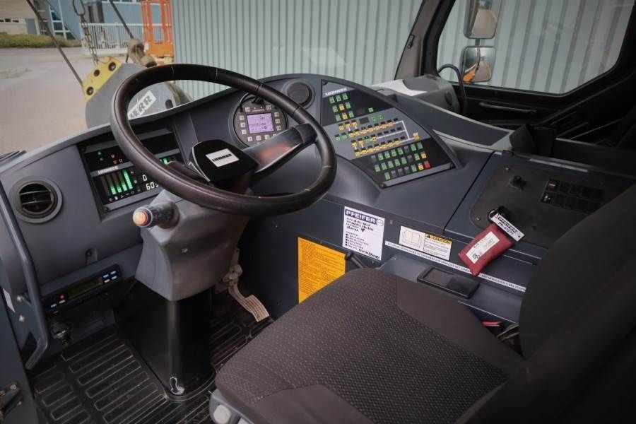 Liebherr LTM1070-4.2 Dutch Vehicle Registration, Valid Insp