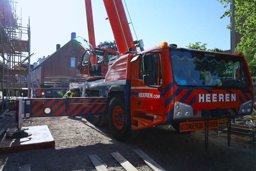Demag AC220-5 Dutch Registration, 10x6x10, 220t Capacity