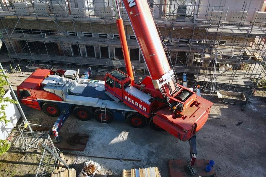 Demag AC220-5 Dutch Registration, 10x6x10, 220t Capacity