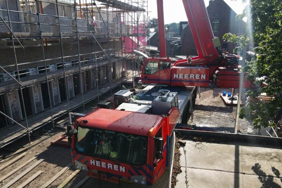 Demag AC220-5 Dutch Registration, 10x6x10, 220t Capacity