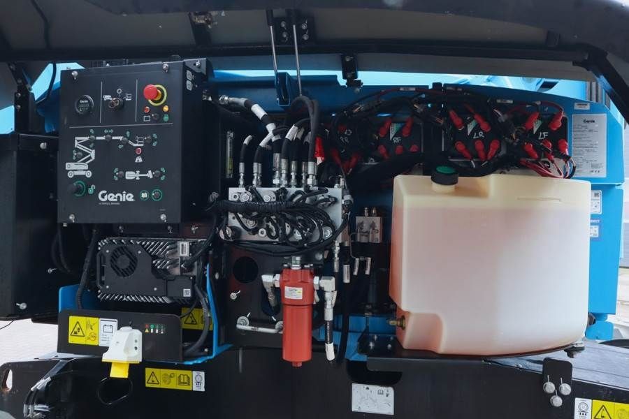 Genie Z60/37FE Valid Inspection, *Guarantee! Hybrid, 4x4