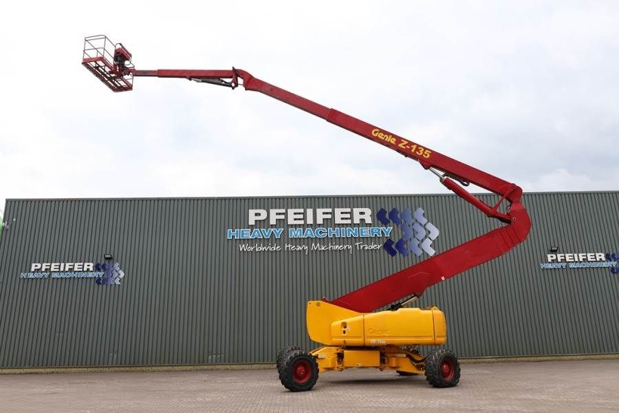 Genie ZX135/70 Diesel, 4x4x4 Drive, 43m Lifting Height,