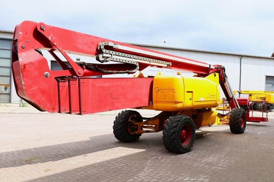 Genie ZX135/70 Diesel, 4x4x4 Drive, 43m Lifting Height,