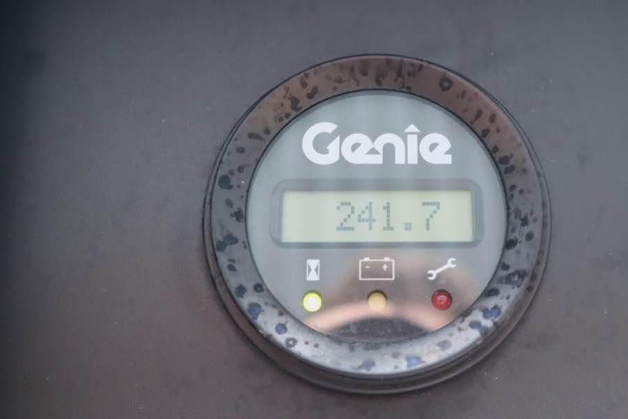 Genie Z60/37FE Valid Inspection, *Guarantee! Hybrid, 4x4