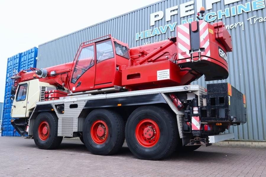 Grove GMK3060 Diesel, 6x6x6 Drive, 60t Capacity, 43m Mai