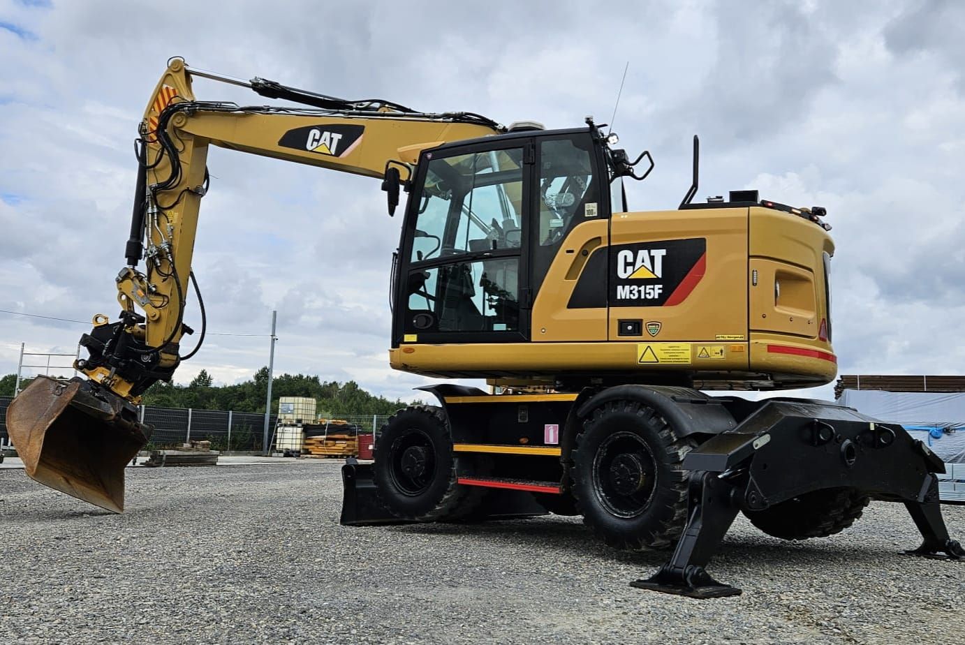 Caterpillar M315F + engcon