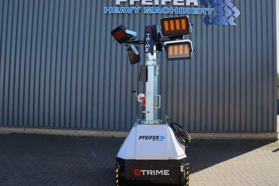 Trime X-Mast 4 × 320W Valid Inspection, *Guarantee