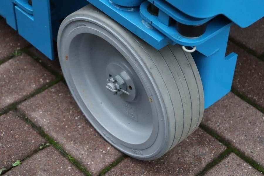 Genie GS1330M ALL-ELECTRIC DC DRIVE, 5.9M WORKING HEIGHT