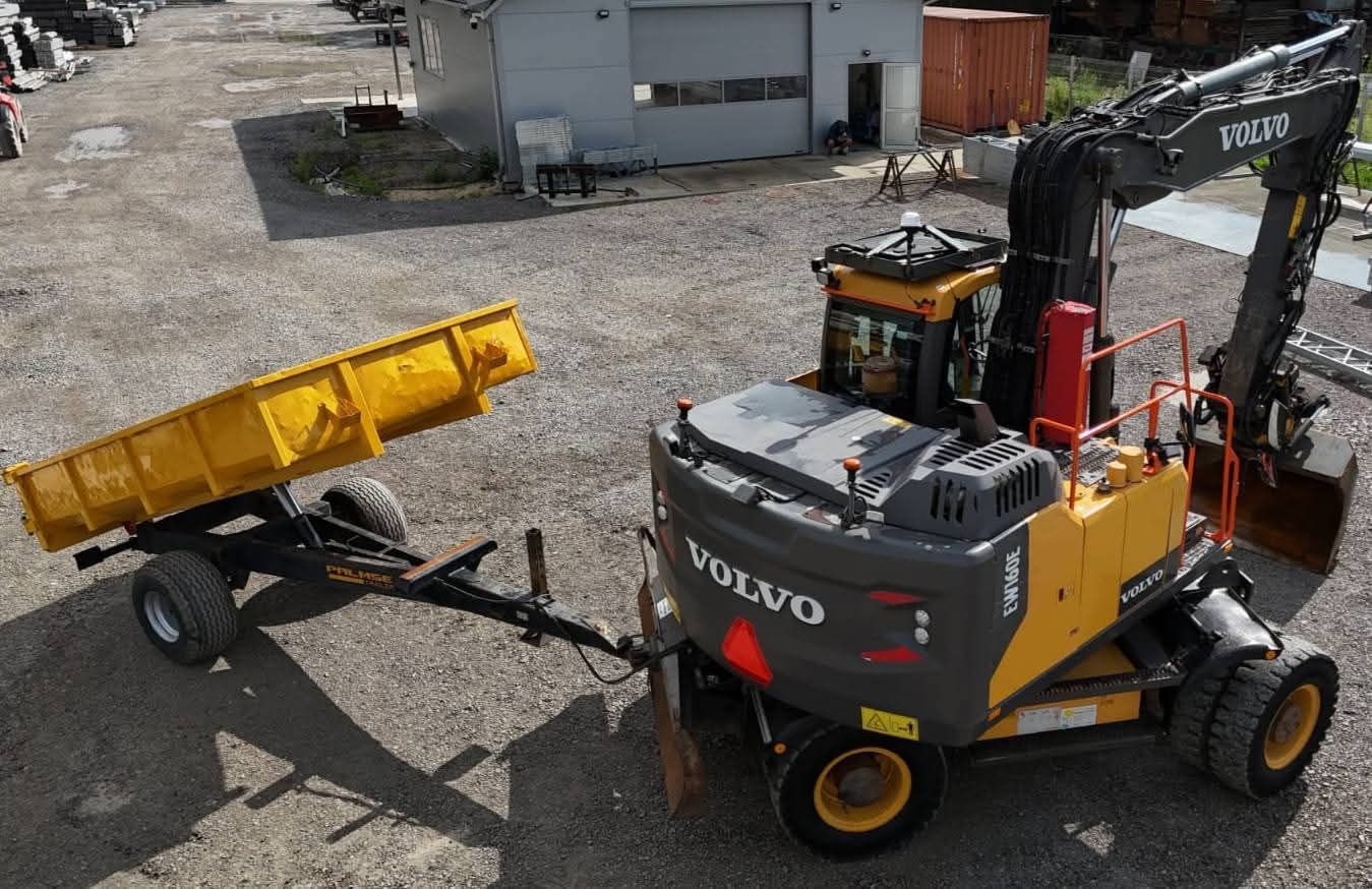 Volvo EW 160E + ENGCON+TIPPER TRAILER