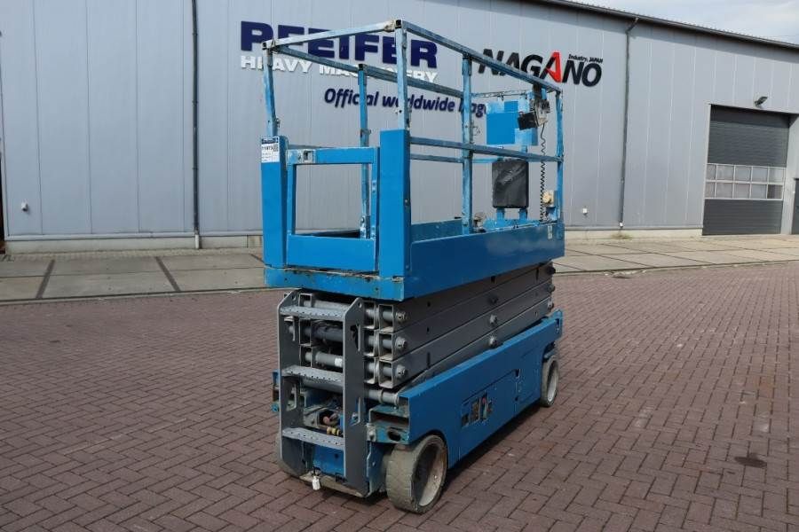 Genie GS2632 Electric, 10m Working Height, Non Marking T