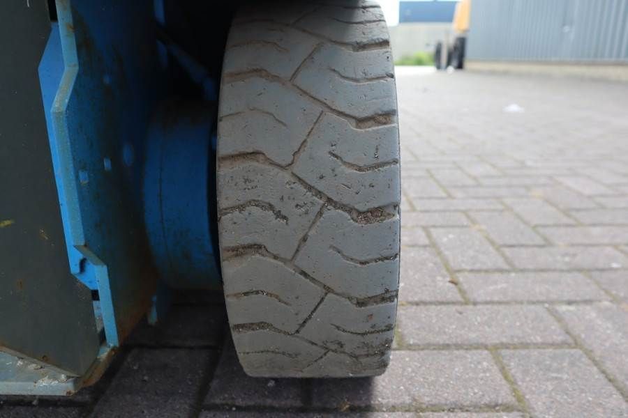 Genie GS2632 Electric, Working Height 10m, 227kg Capacit