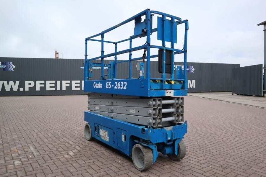 Genie GS2632 Electric, Working Height 10m, 227kg Capacit