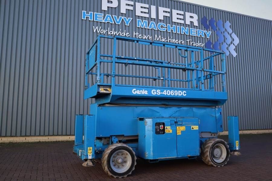 Genie GS4069 Electric, 14m Working Height, 363kg Capacit
