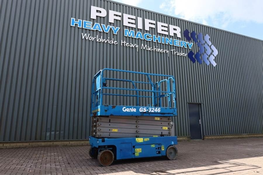 Genie GS3246 Electric, Working Height 11.75 m, 318kg Cap