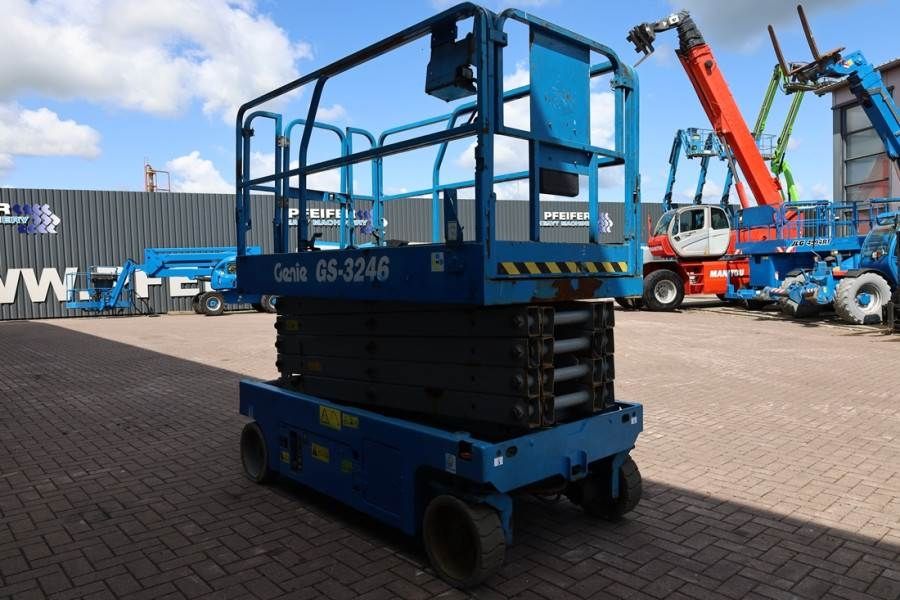 Genie GS3246 Electric, Working Height 11.75 m, 318kg Cap