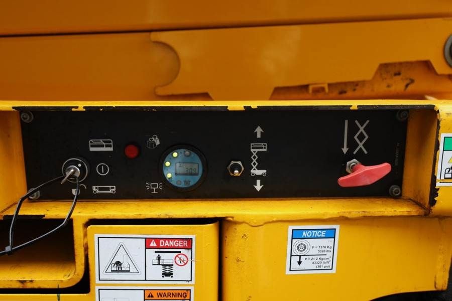 Haulotte Compact 10 Electric, 10.2m Working Height, 450kg C