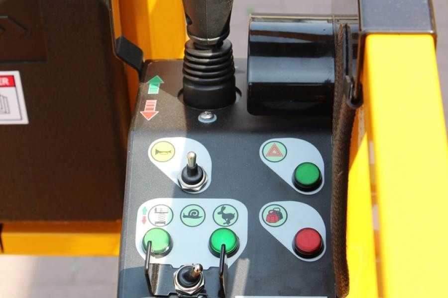 Haulotte Compact 8 Valid inspection, *Guarantee! Electric,