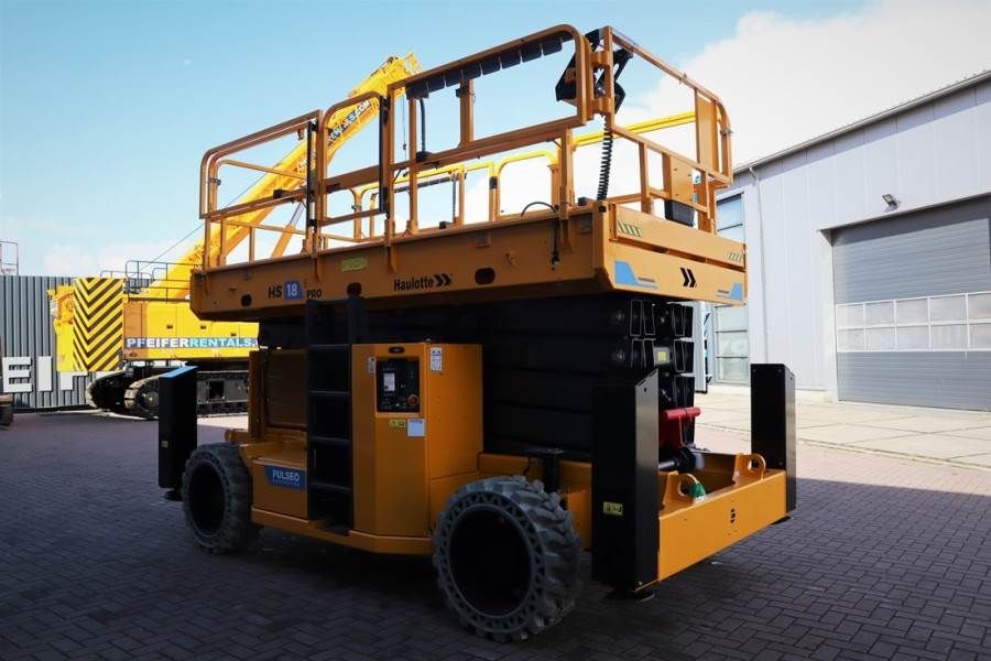 Haulotte HS18EPRO Full Electric 4x4 Drive, Versatile Use: O